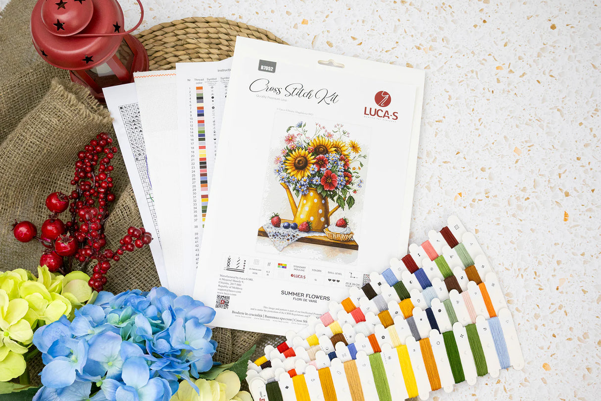 Luca-S B7052 – Summer Flowers | Kit de punto de cruz con flores y dulces veraniegos