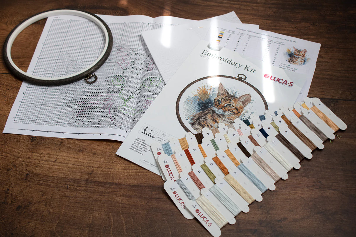 Kit de Punto de Cruz - The Bengal Cat - BC210 Luca-S