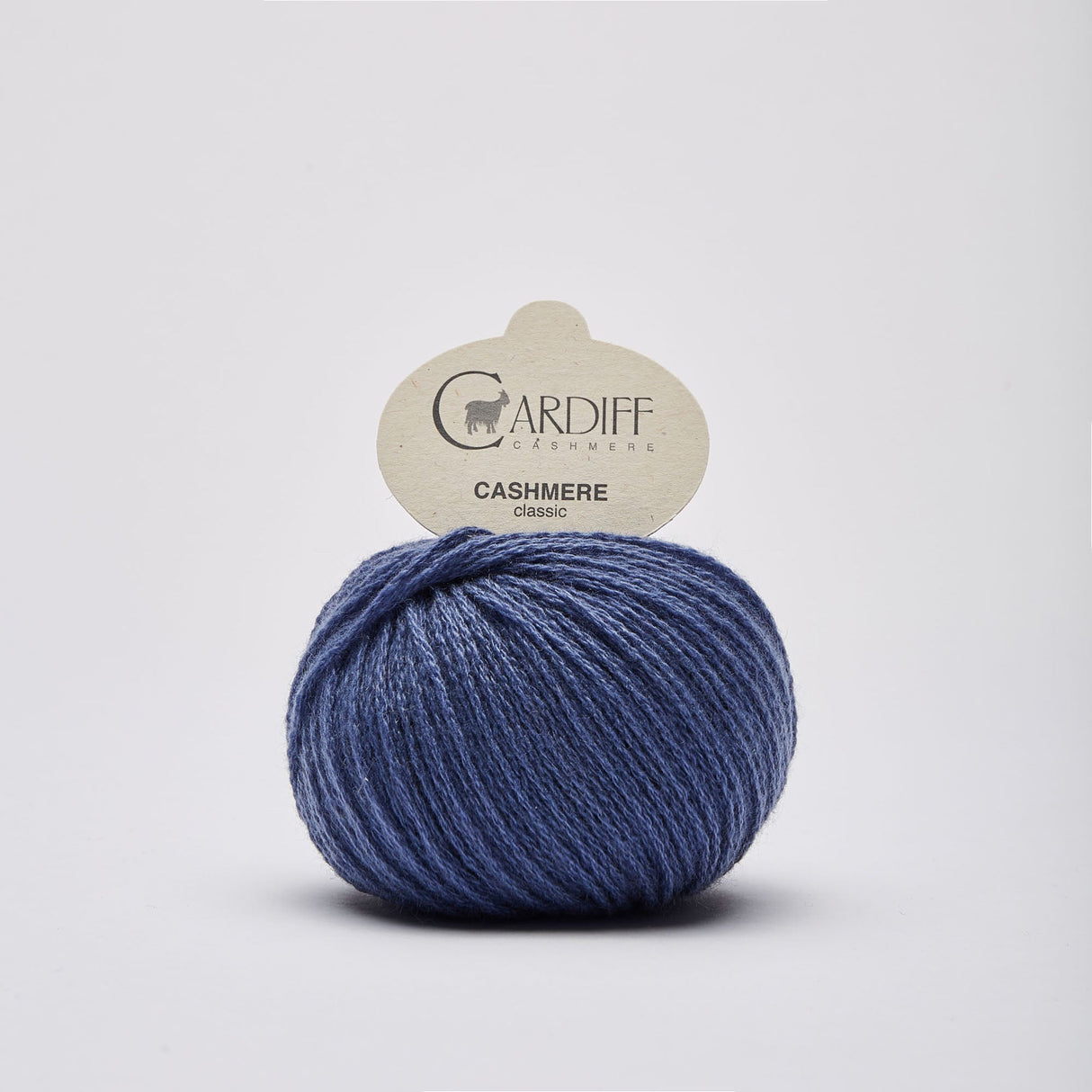 Cardiff Classic Cashmere - Pura Elegancia en Cada Punto