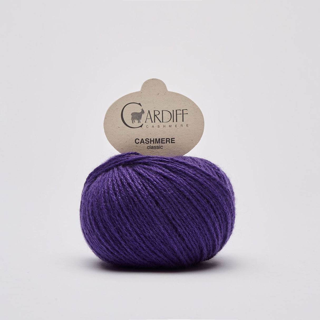 Cardiff Classic Cashmere - Pura Elegancia en Cada Punto