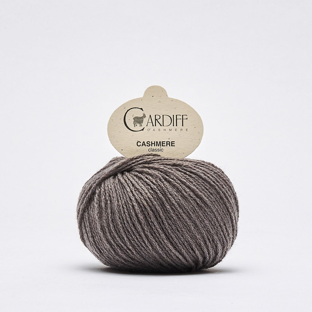 Cardiff Classic Cashmere - Pura Elegancia en Cada Punto