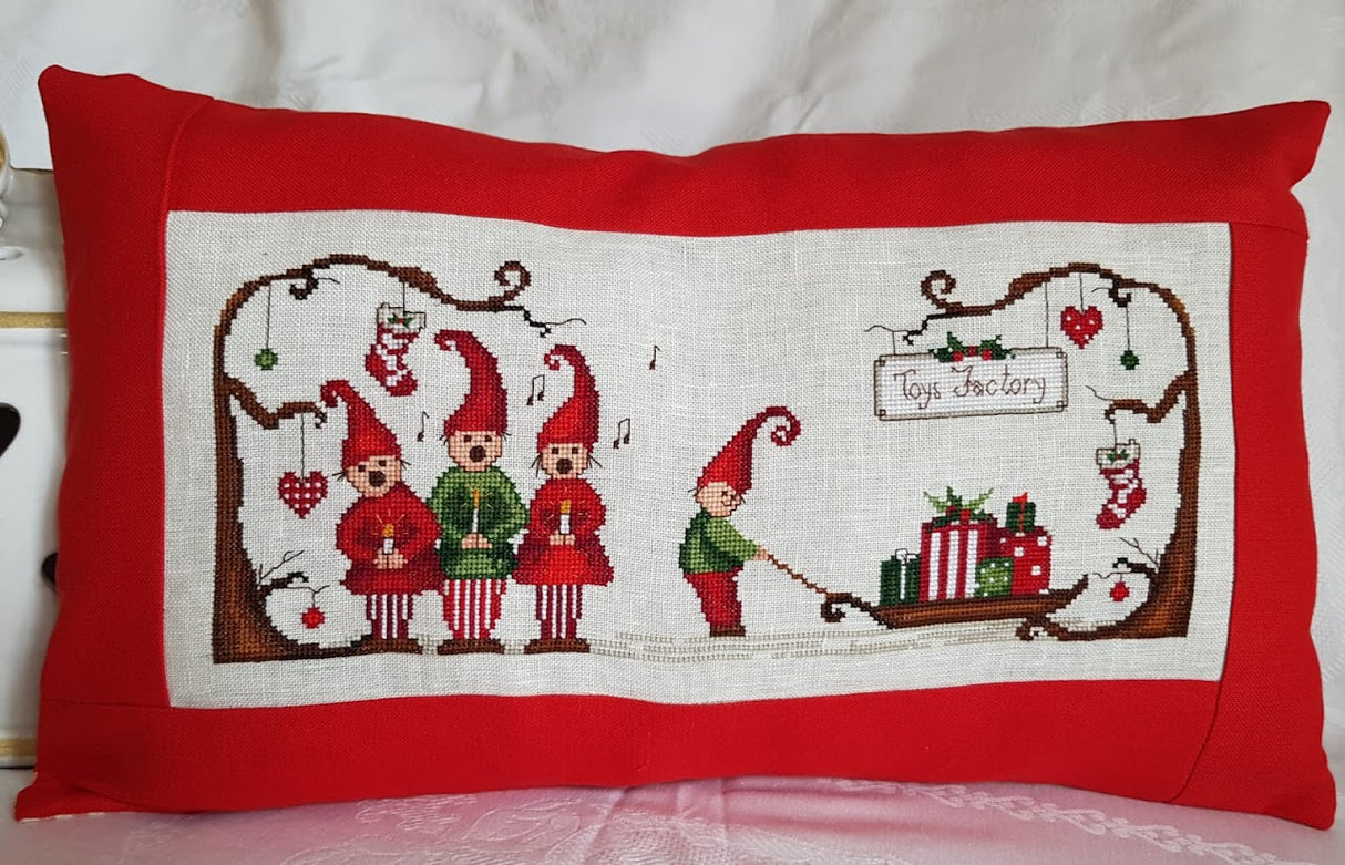 CV 129 Merry Christmas Village - Cross Stitch Chart - Serenità di Campagna