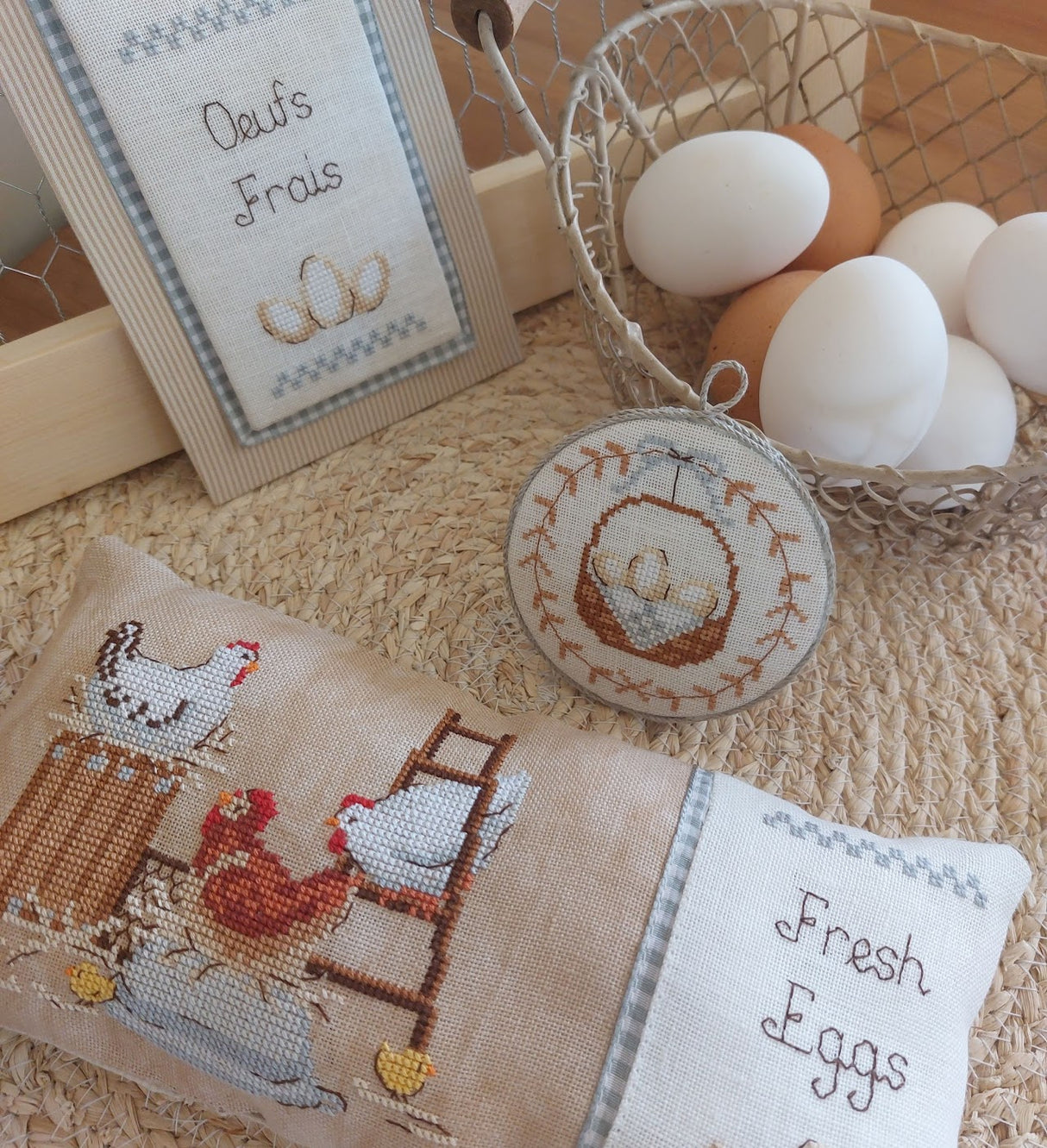 CV 206 Fresh Eggs - Cross Stitch Chart - Serenità di Campagna