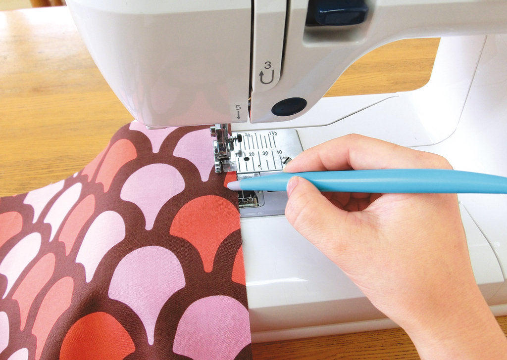 Clover 7807 Precision Stiletto: Your Companion for Perfect Finishes