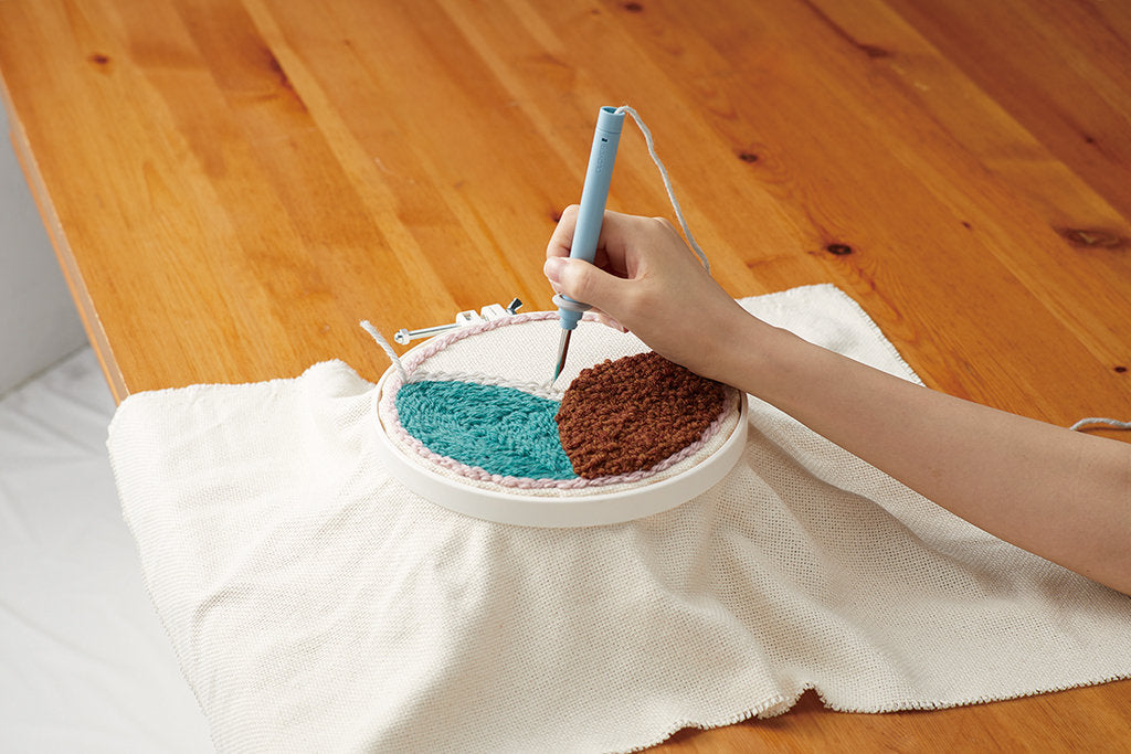 Punch Needle Professionnelle Clover 8816 - Innovation et Précision en Broderie