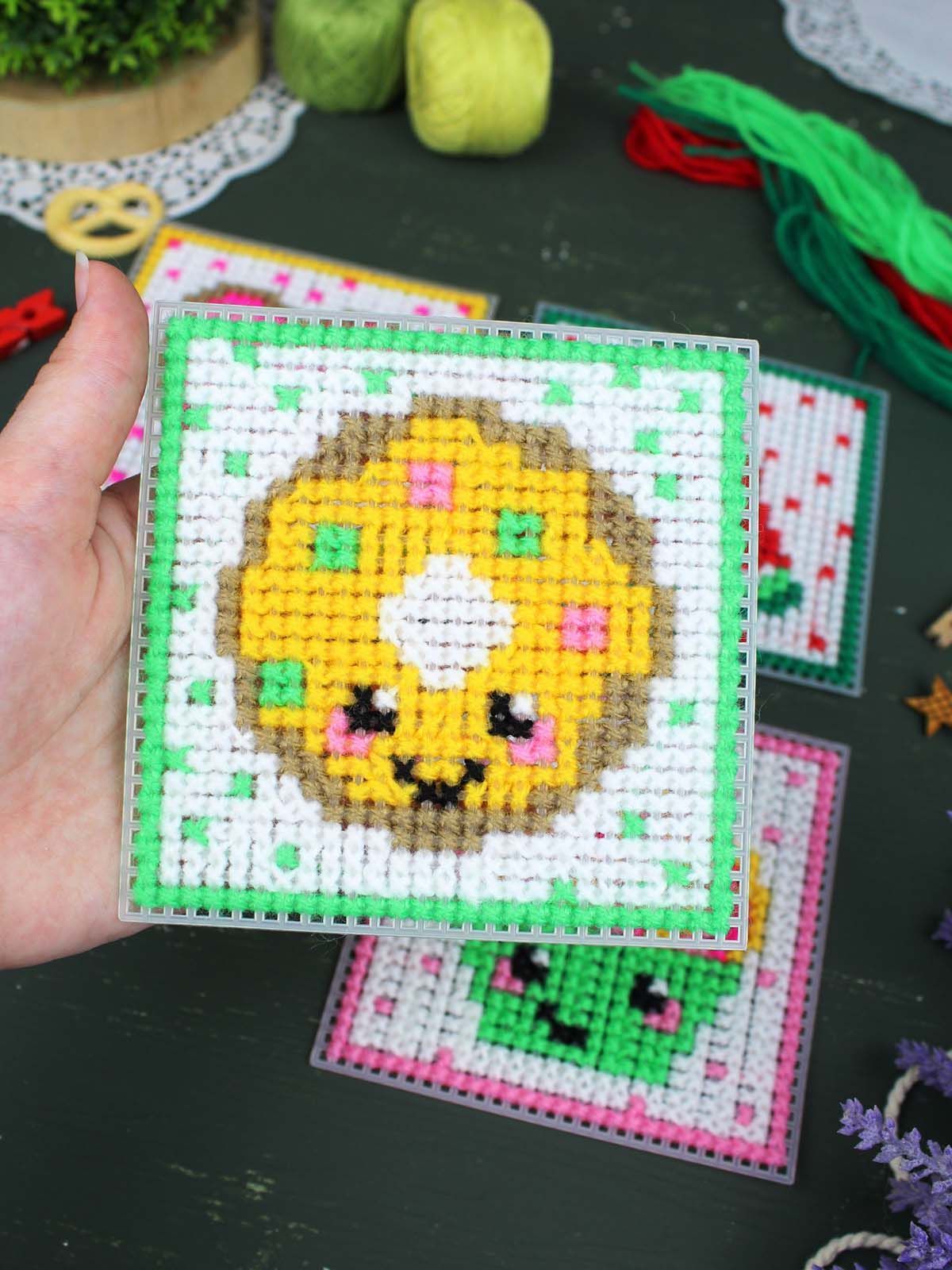 Kit de punto de cruz MP Studia “Dulces divertidos. Set de 4” SN-001