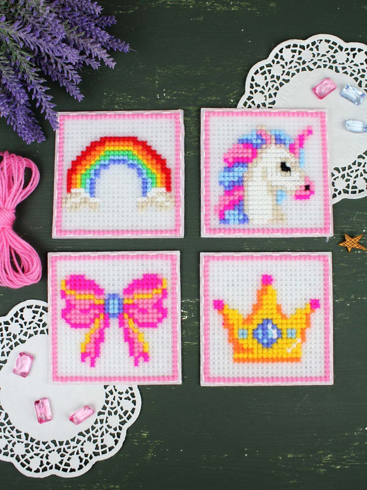 Kit de punto de cruz MP Studia “Set de princesa. Set de 4” SN-003