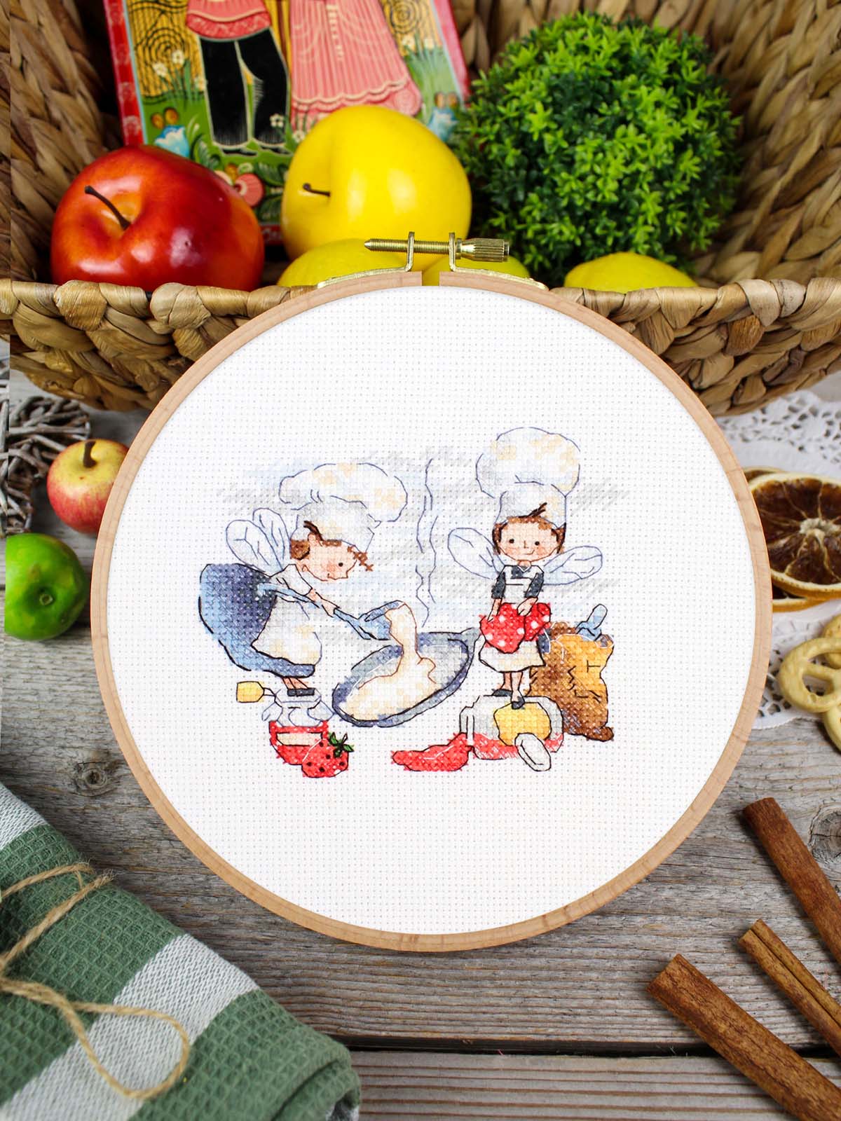 Kit de punto de cruz MP Studia “La primera tortita” SM-984