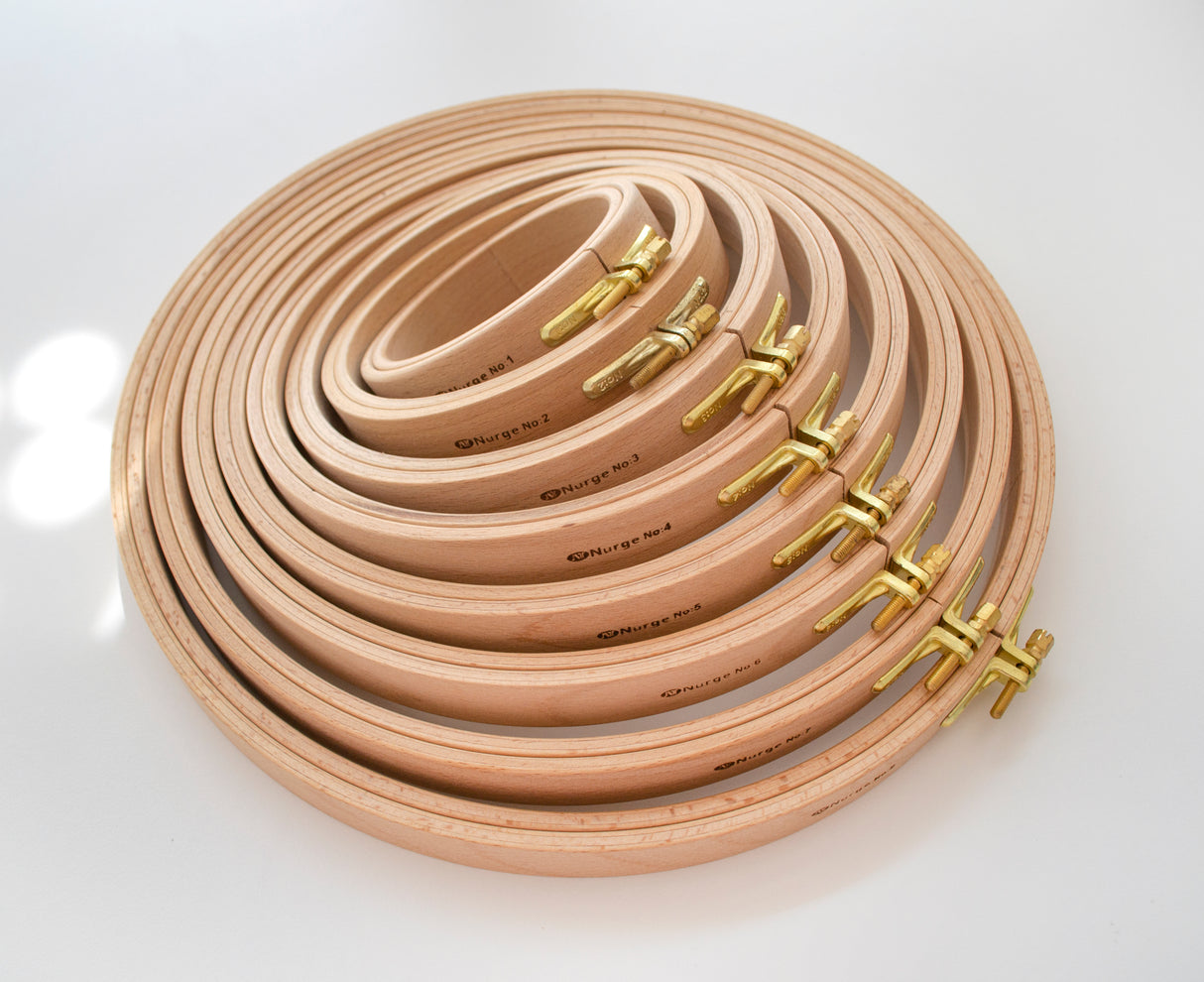 120 Bastidor Circular de Madera Nurge de 24 mm: Un Compañero Robusto para Bordados Exquisitos