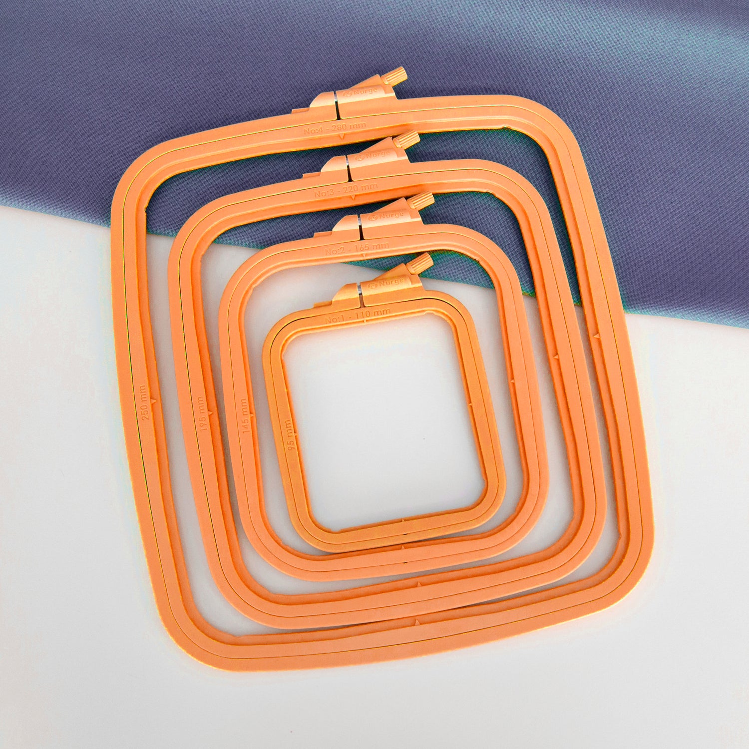 Nurge Orange Square Hoop : Précision et style pour la broderie et le point de croix
