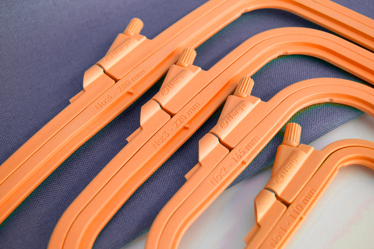Nurge Orange Square Hoop : Précision et style pour la broderie et le point de croix