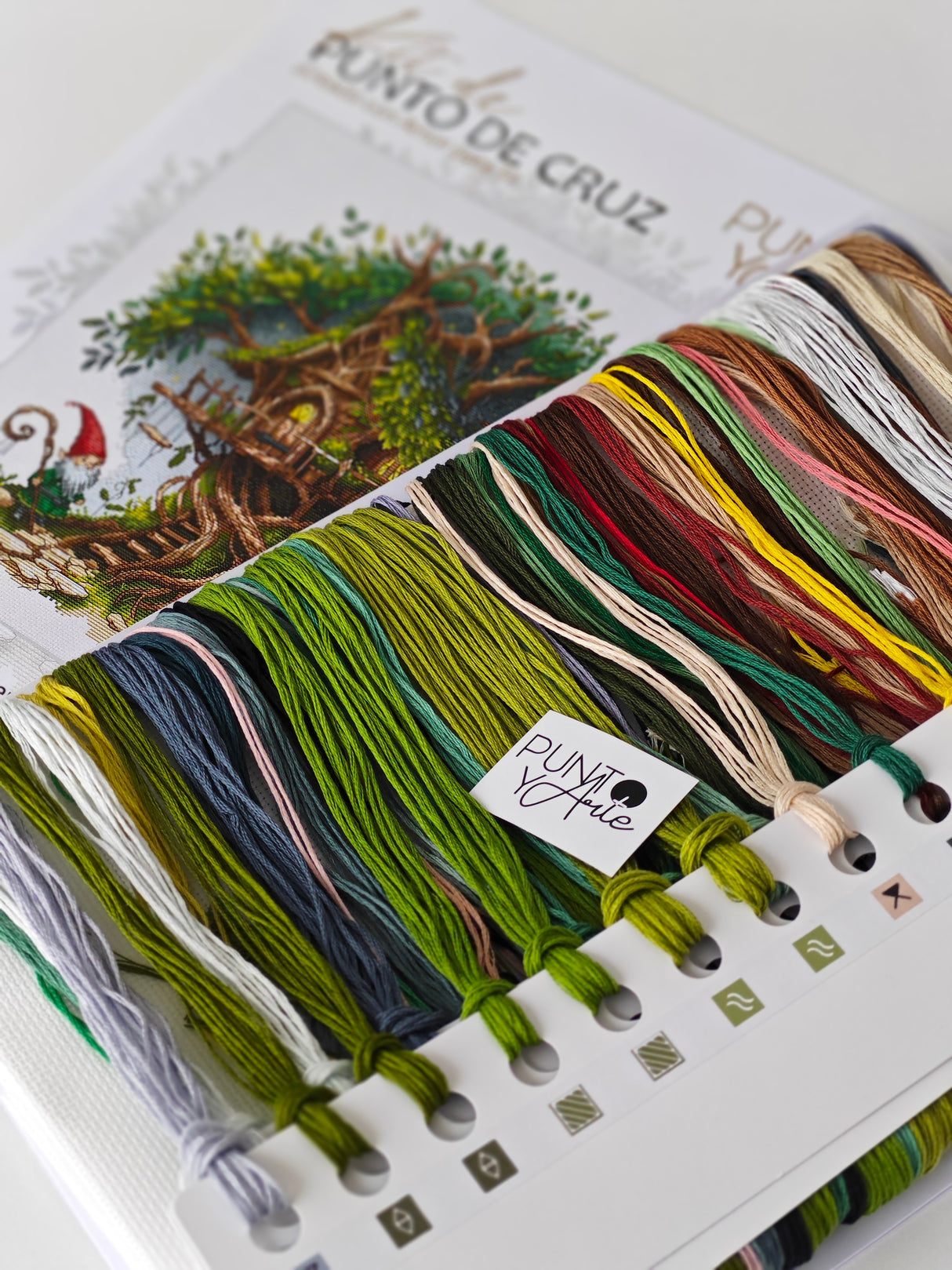 Kit de point de croix « Bienvenue chez moi » P040 par Punto y Arte