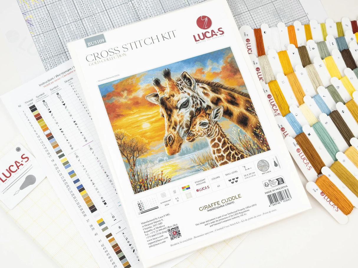 Luca-S GOLD BU5109 Giraffe Cuddle Cross Stitch Kit with Giraffes