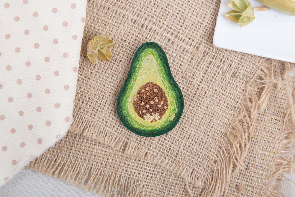 Broche. Aguacate - JK-2215 Panna - Kit de bordado Tradicional