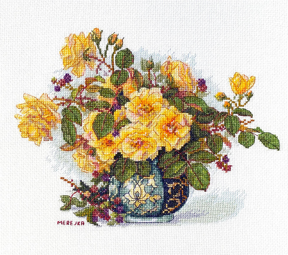 Roses and Berries - Merejka K-207A - Cross Stitch Kit