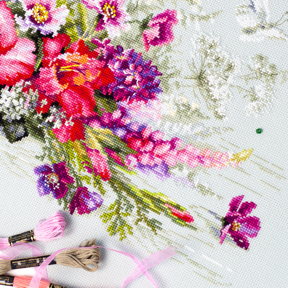 Country Bouquet – Kit de Punto de Cruz Magic Needle 510-228