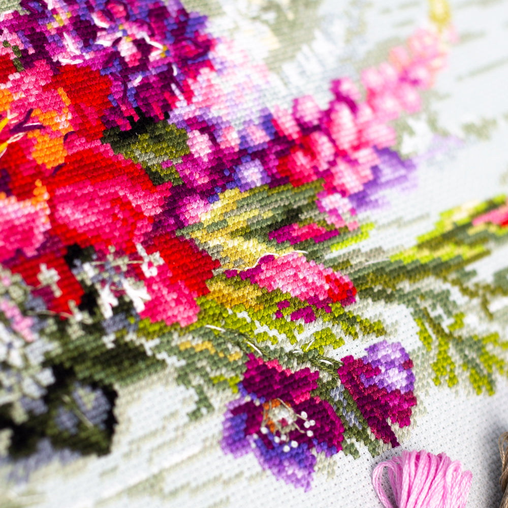 Country Bouquet – Kit de Punto de Cruz Magic Needle 510-228