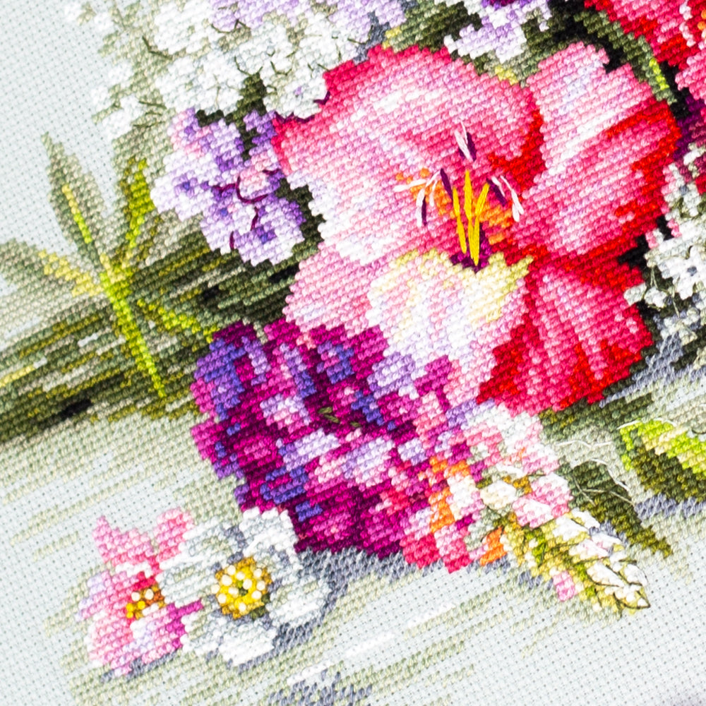 Country Bouquet – Kit de Punto de Cruz Magic Needle 510-228