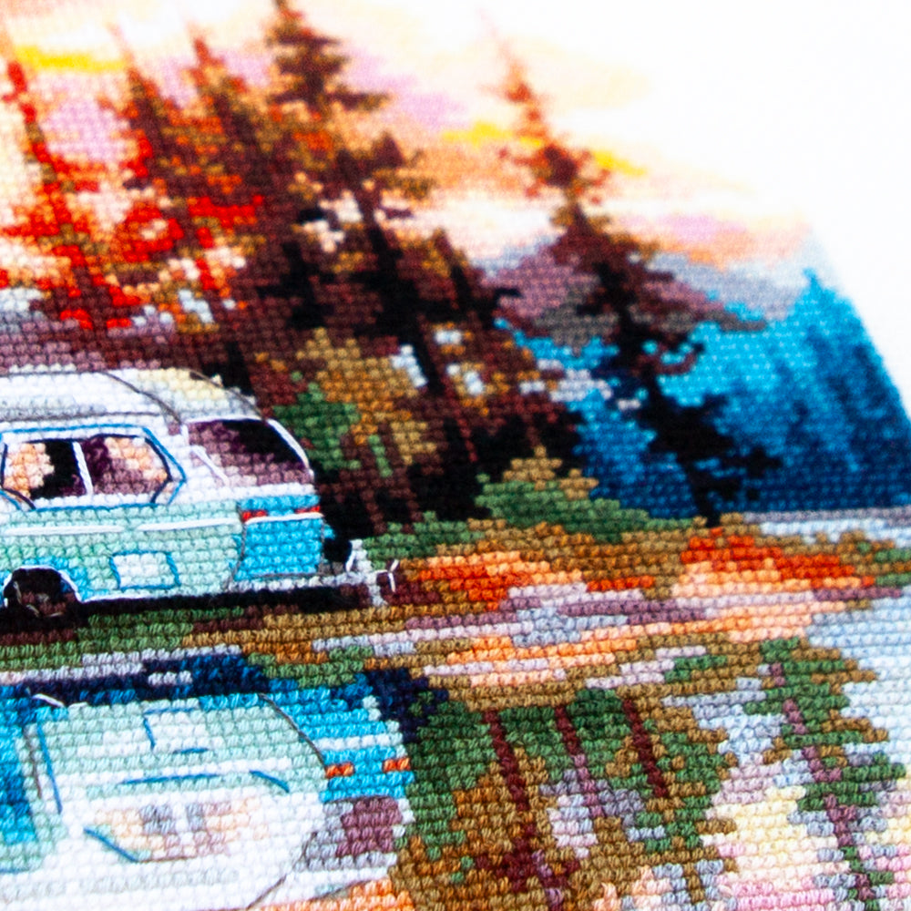 Kit de point de croix 70-11 « Coucher de soleil sur le lac » – Aiguille magique