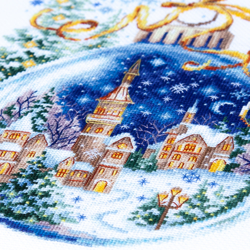 Cross Stitch Kit 70-37 “Christmas Bauble” – Magic Needle