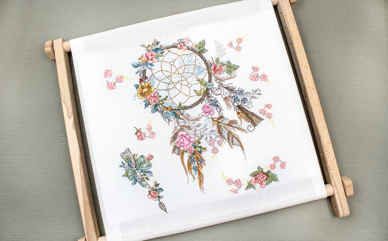 L8035 Spring Dreams - LETISTITCH - Kit de point de croix