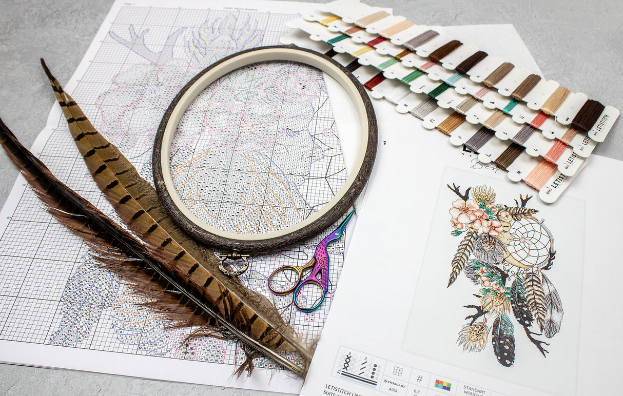 L8041 Moon Dreams - LETISTITCH- Cross Stitch Kit