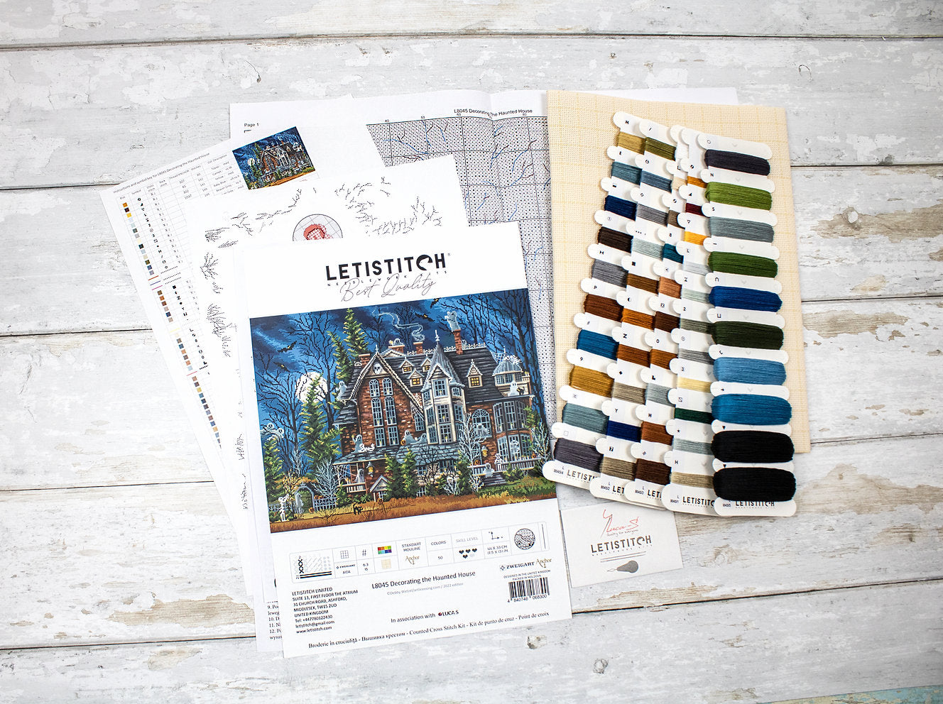 Decorate the Haunted House - L8045 LETISTITCH - Cross Stitch Kit