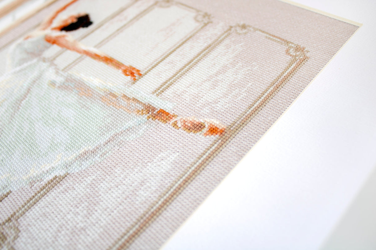 Ballerina - Cross Stitch Kit LETISTITCH LETI 901