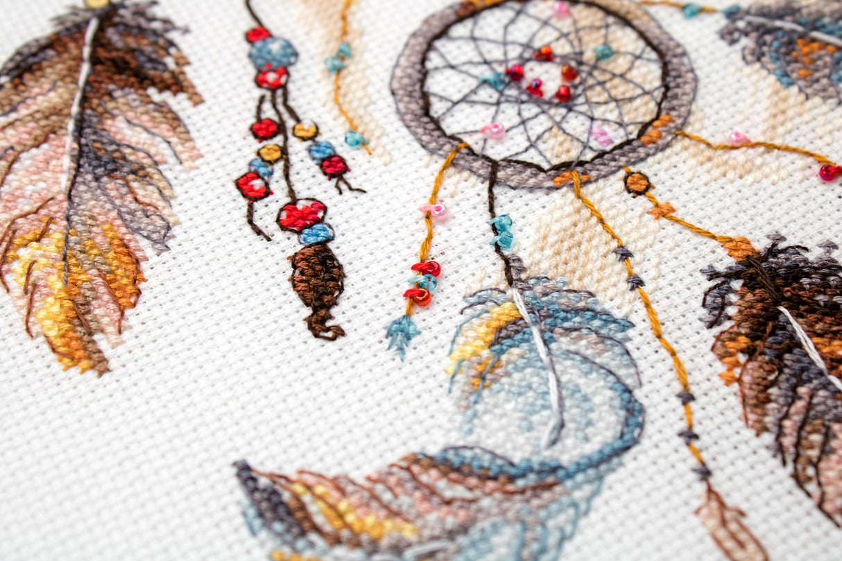 Never stop dreaming - LETI 984 LETISTITCH- Cross Stitch Kit