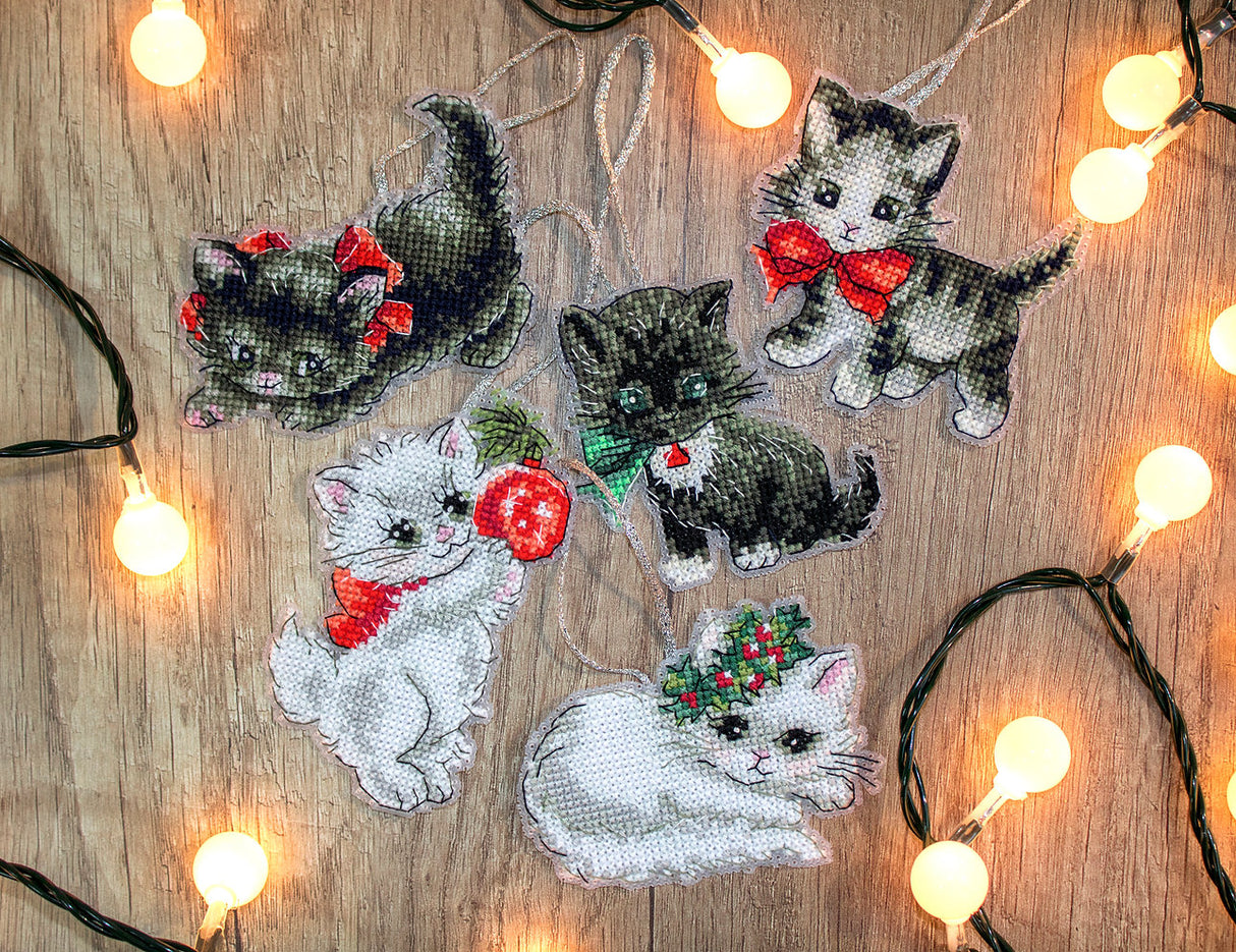 Ornements de Noël chaton - LETI 987 LETISCTITH - Kit de point de croix