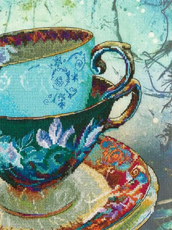 Antique porcelain. RTO M70021. Cross stitch kit