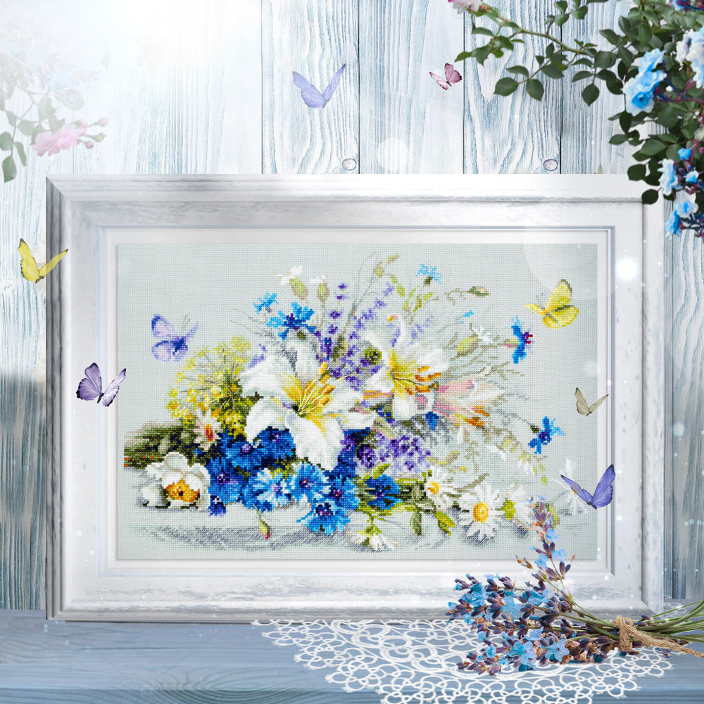 Lilies and Cornflowers – Kit de Punto de Cruz Magic Needle 510-227