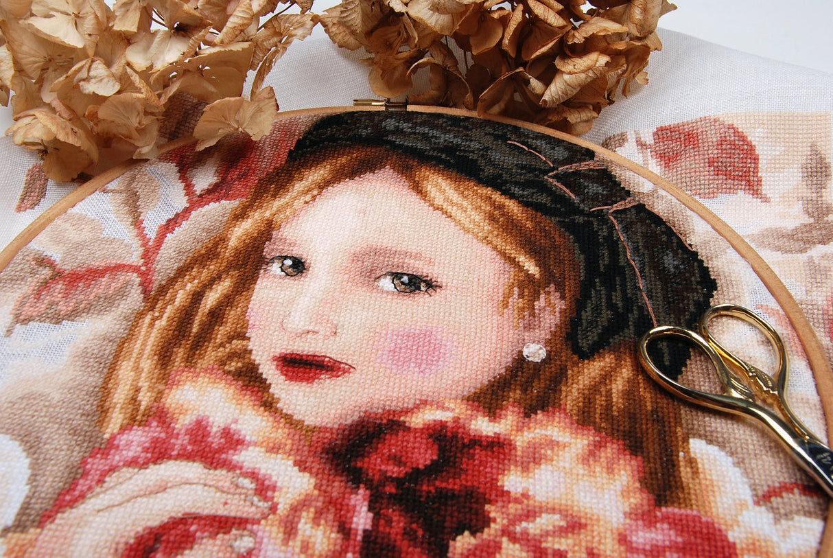Kit de Punto de Cruz 'Hold Roses' de Lanarte - PN-0186060
