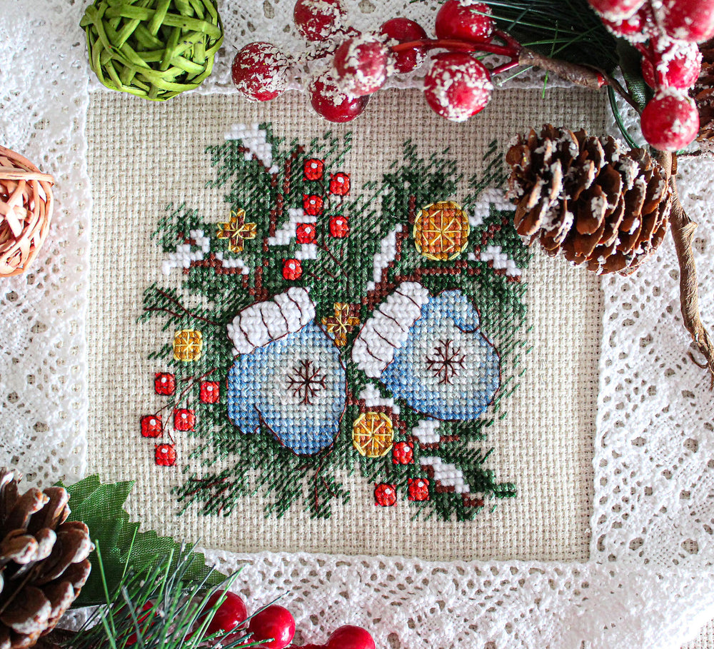 Kit de Punto de Cruz: Mitones Cálidos - MP Studia SM-629