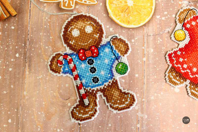 Gingerbread Cookie - SR-582 MP Studia - Cross Stitch Kit