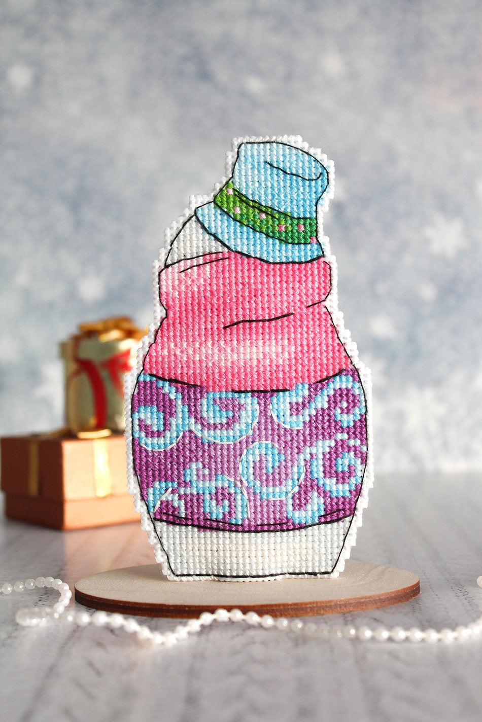 Snowman with Gifts - SR-844 MP Studia - Cross Stitch Kit