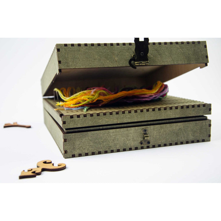 Organizador para Agujas con Caja de Hilos en Base de Madera, Verde, 210 Huecos OG-065