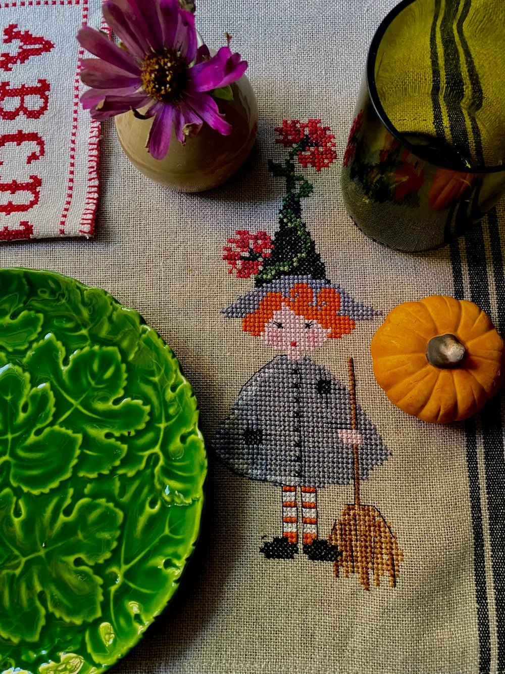 Amelia - Lilli Violette - Gráfico de punto de cruz