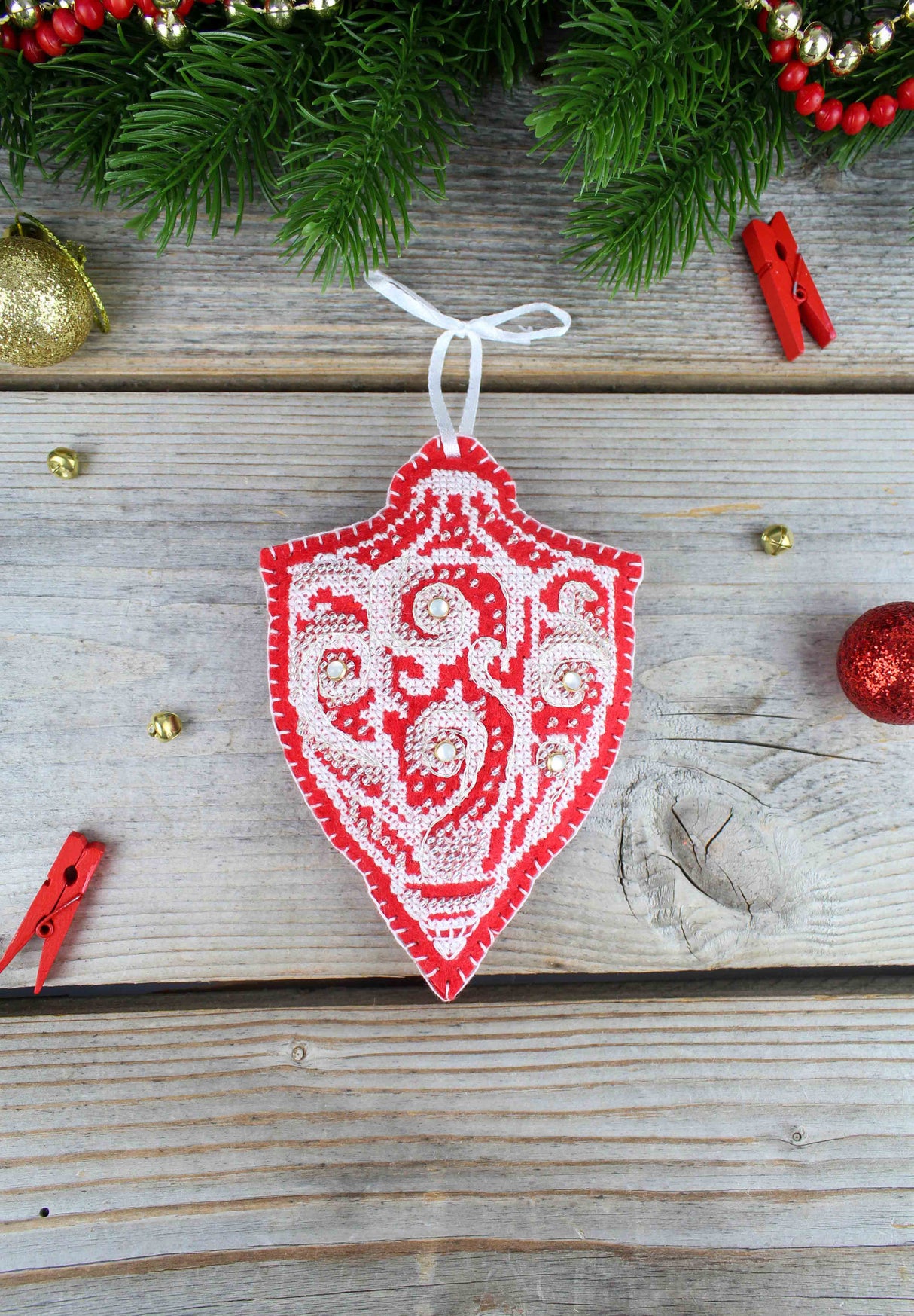 Kit de point de croix "Motifs de givre. Lanterne" ST-1093 MP Studia