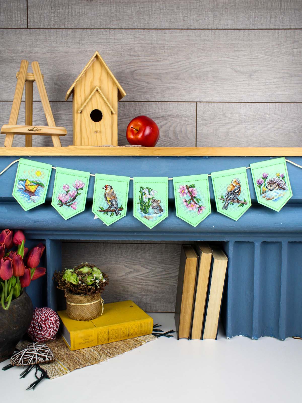Kit de Punto de Cruz “Spring Garland (7 Flags)” MP Studia ST-1209 – Guirnalda Bordada Primavera