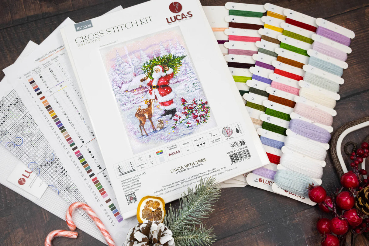 Contenido del kit de punto de cruz Luca-S Santa With Tree BU5098 con materiales completos