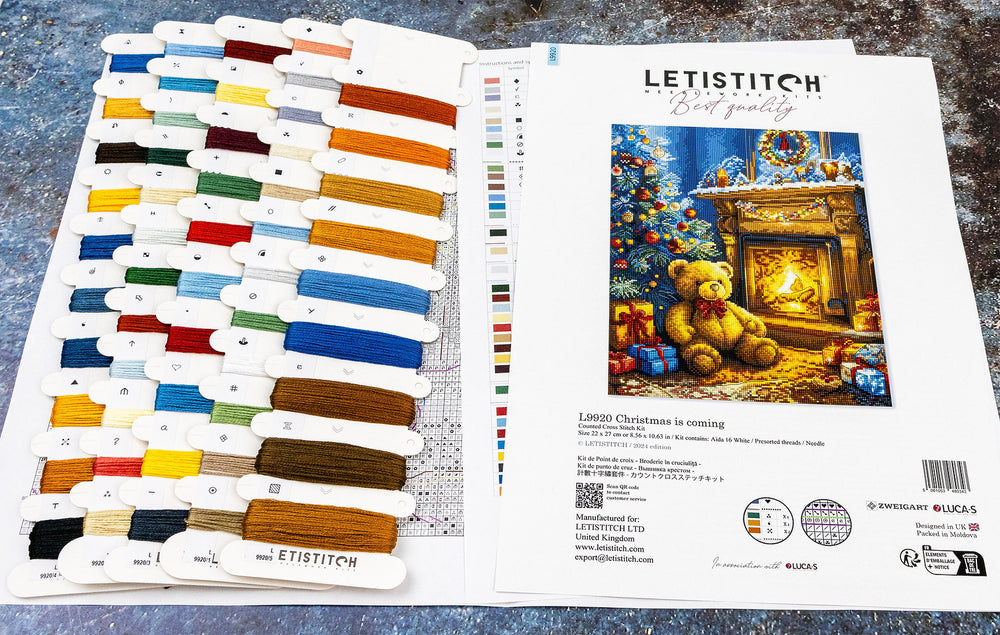 L9920 Noël approche - Letistitch | Kit de point de croix