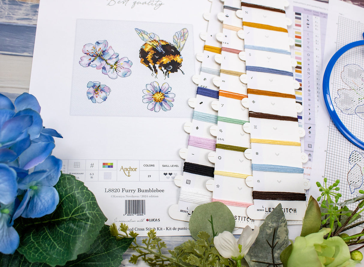 Cross Stitch Kit 'Hairy Bumblebee' L8820 by Letistitch - Delicacy and Nature