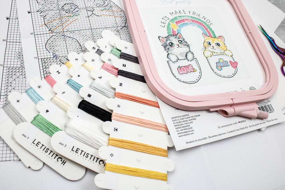 L8043 Let's make friends! - LETISTITCH - Cross Stitch Kit