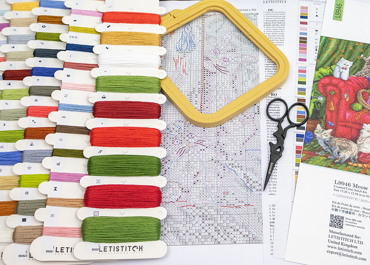 L9946 Meow Manor - Letistitch | Kit de punto de cruz