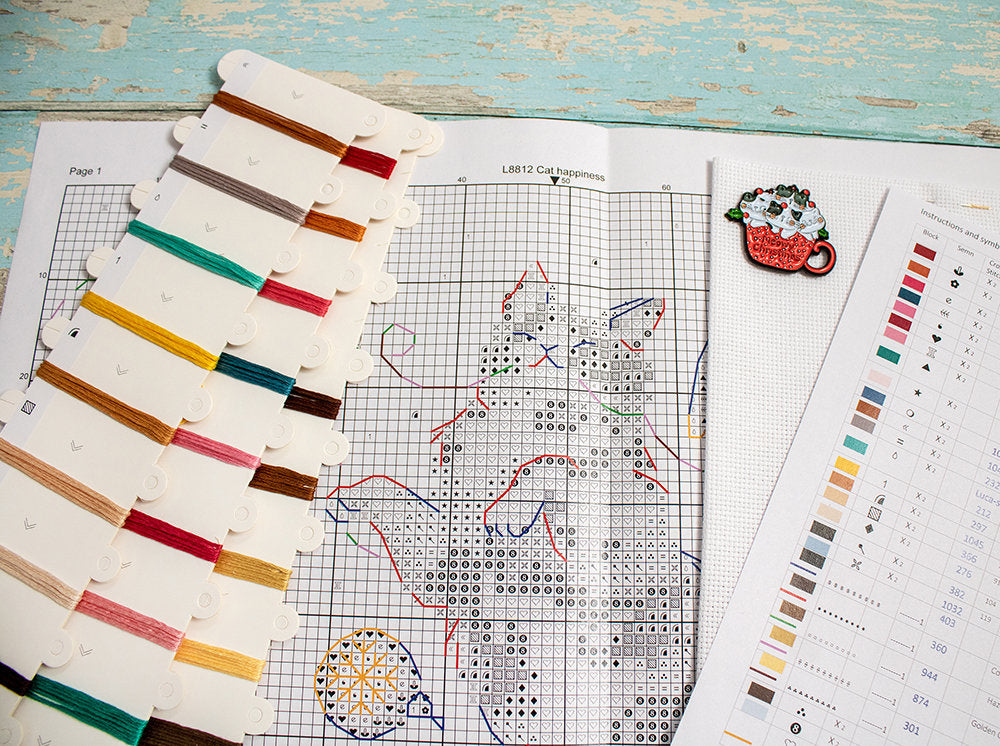 Kit au point de croix "Le bonheur du chat" - LETISTITCH L8812