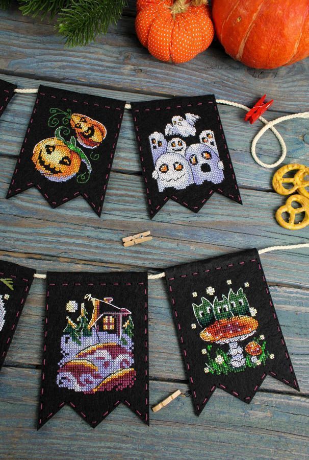 Kit au point de croix "Guirlande 'Histoires de sorcellerie' (7 drapeaux)" ST-1078 MP Studia