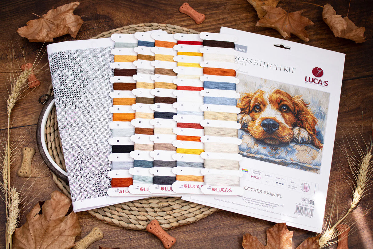 Presentación del kit de punto de cruz Luca-S Cocker Spaniel BU5058 con materiales