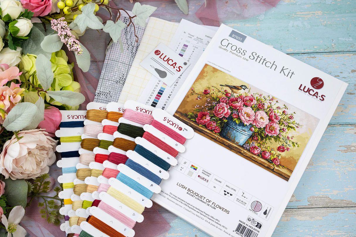 Materiales incluidos en el kit de punto de cruz Luca-S B7055