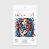 Kit de Punto de Cruz "Carmínea: Guardiana del Cristal Bermejo" de Punto y Arte - P032